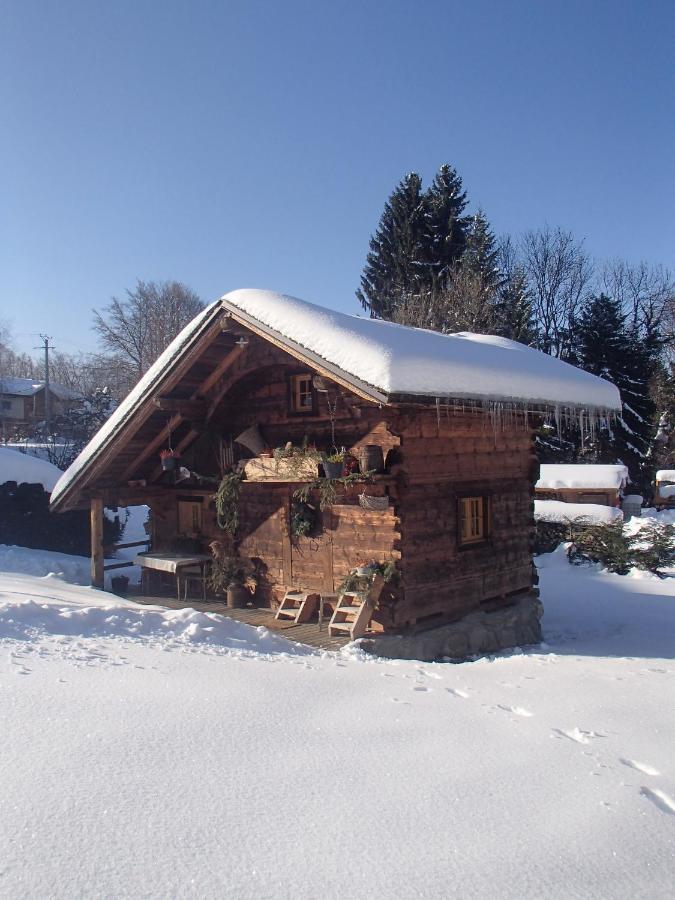 Bed and Breakfast Le Grenier Saint-Paul-en-Chablais Exterior foto